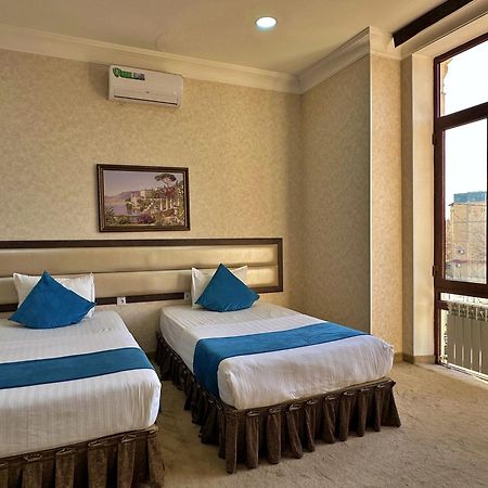 Hotel Globus Tasken Kültér fotó