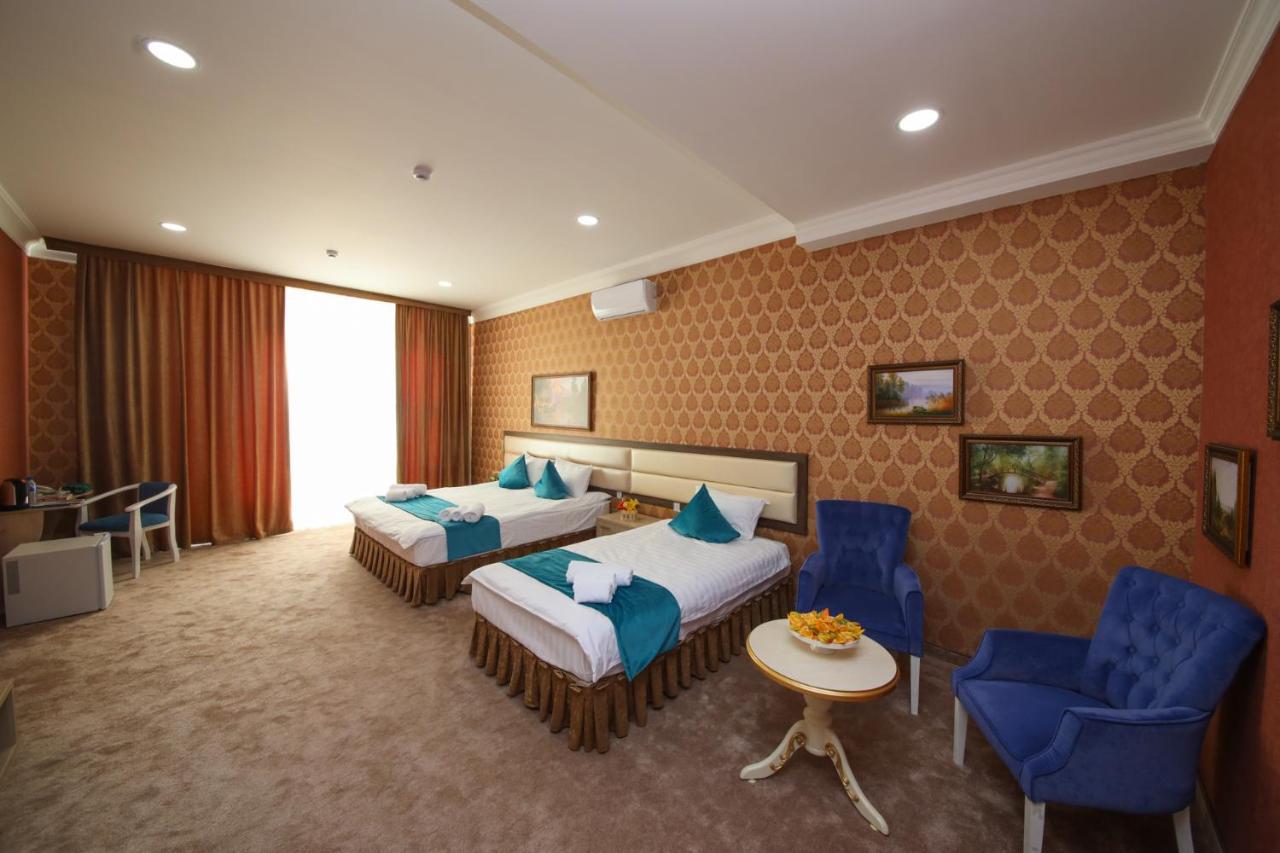 Hotel Globus Tasken Kültér fotó